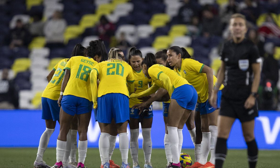 Brasil pega Chile em último amistoso antes da Copa Feminina de Futebol